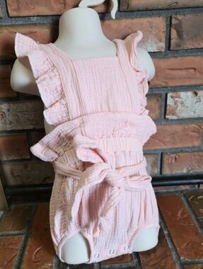 Pink Ruffled Gauze Baby Romper